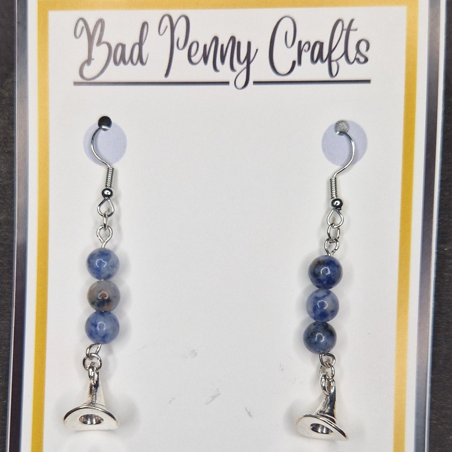 Magical hat earrings - Handmade