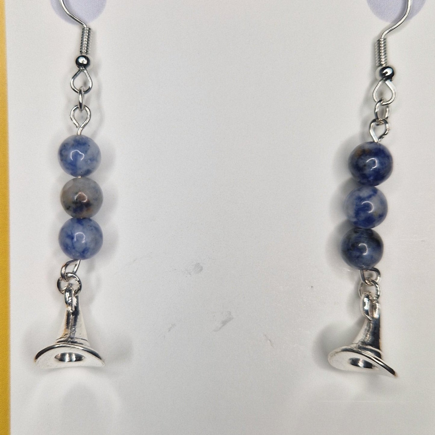 Magical hat earrings - Handmade