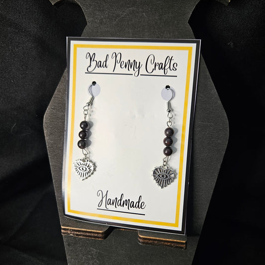 Sacred heart earrings - Handmade